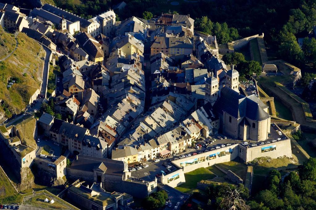 Residence Du Temple Briancon  Luaran gambar